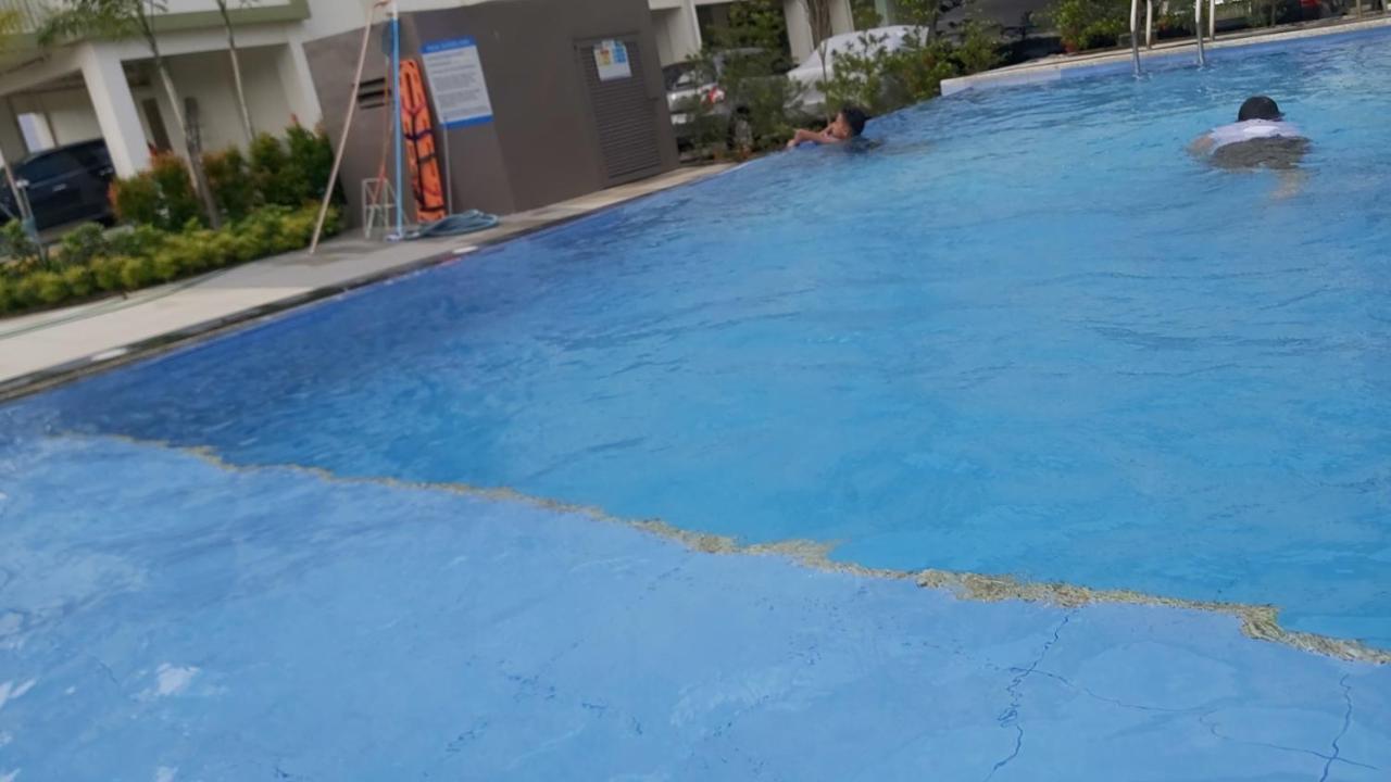 Staycation Condo With Pool Near Sm Tungko, Bulacan Tunkong Mangga 外观 照片